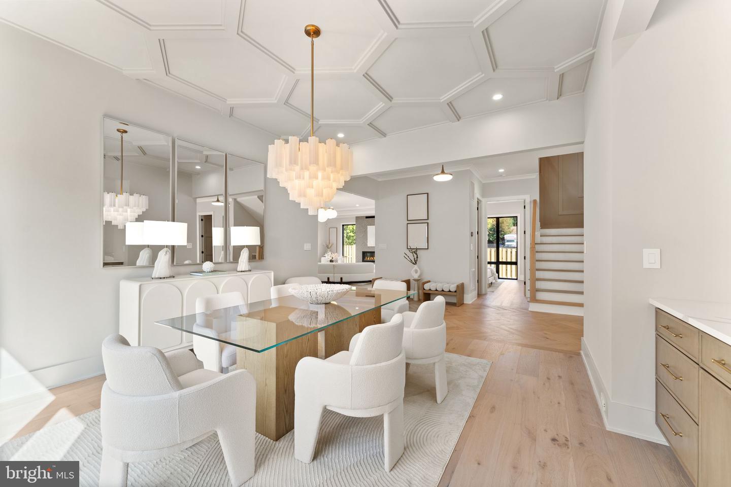 1710 DALEWOOD PLACE, MCLEAN, Virginia 22101, 6 Bedrooms Bedrooms, ,6 BathroomsBathrooms,Residential,For sale,1710 DALEWOOD PLACE,VAFX2160808 MLS # VAFX2160808 1710 DALEWOOD PLACE, MCLEAN, Virginia 22101, 6 Bedrooms Bedrooms, ,6 BathroomsBathrooms,Residential,For sale,1710 DALEWOOD PLACE,VAFX2160808 MLS # VAFX2160808