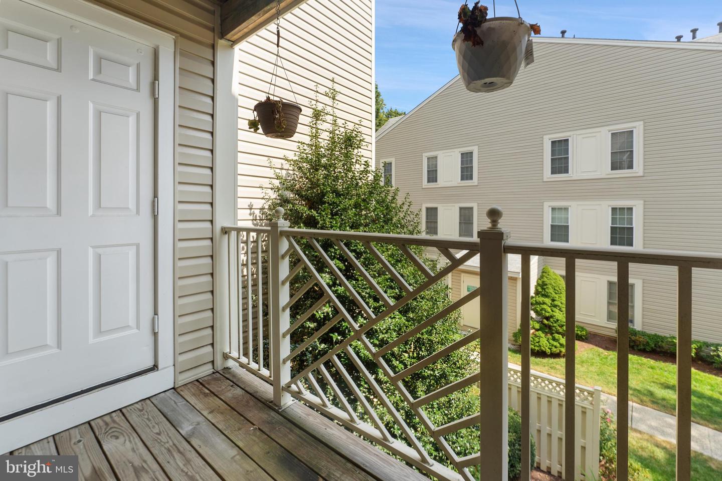 12253 FAIRFIELD HOUSE DR #405, FAIRFAX, Virginia 22033, 2 Bedrooms Bedrooms, ,2 BathroomsBathrooms,Residential,For sale,12253 FAIRFIELD HOUSE DR #405,VAFX2256908 MLS # VAFX2256908 12253 FAIRFIELD HOUSE DR #405, FAIRFAX, Virginia 22033, 2 Bedrooms Bedrooms, ,2 BathroomsBathrooms,Residential,For sale,12253 FAIRFIELD HOUSE DR #405,VAFX2256908 MLS # VAFX2256908