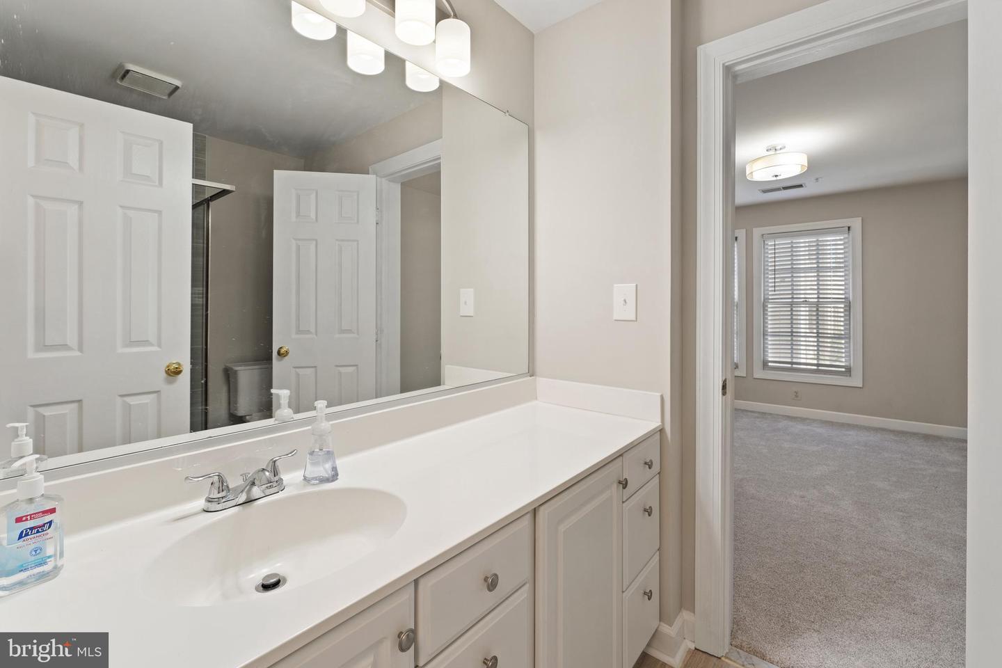 12253 FAIRFIELD HOUSE DR #405, FAIRFAX, Virginia 22033, 2 Bedrooms Bedrooms, ,2 BathroomsBathrooms,Residential,For sale,12253 FAIRFIELD HOUSE DR #405,VAFX2256908 MLS # VAFX2256908 12253 FAIRFIELD HOUSE DR #405, FAIRFAX, Virginia 22033, 2 Bedrooms Bedrooms, ,2 BathroomsBathrooms,Residential,For sale,12253 FAIRFIELD HOUSE DR #405,VAFX2256908 MLS # VAFX2256908