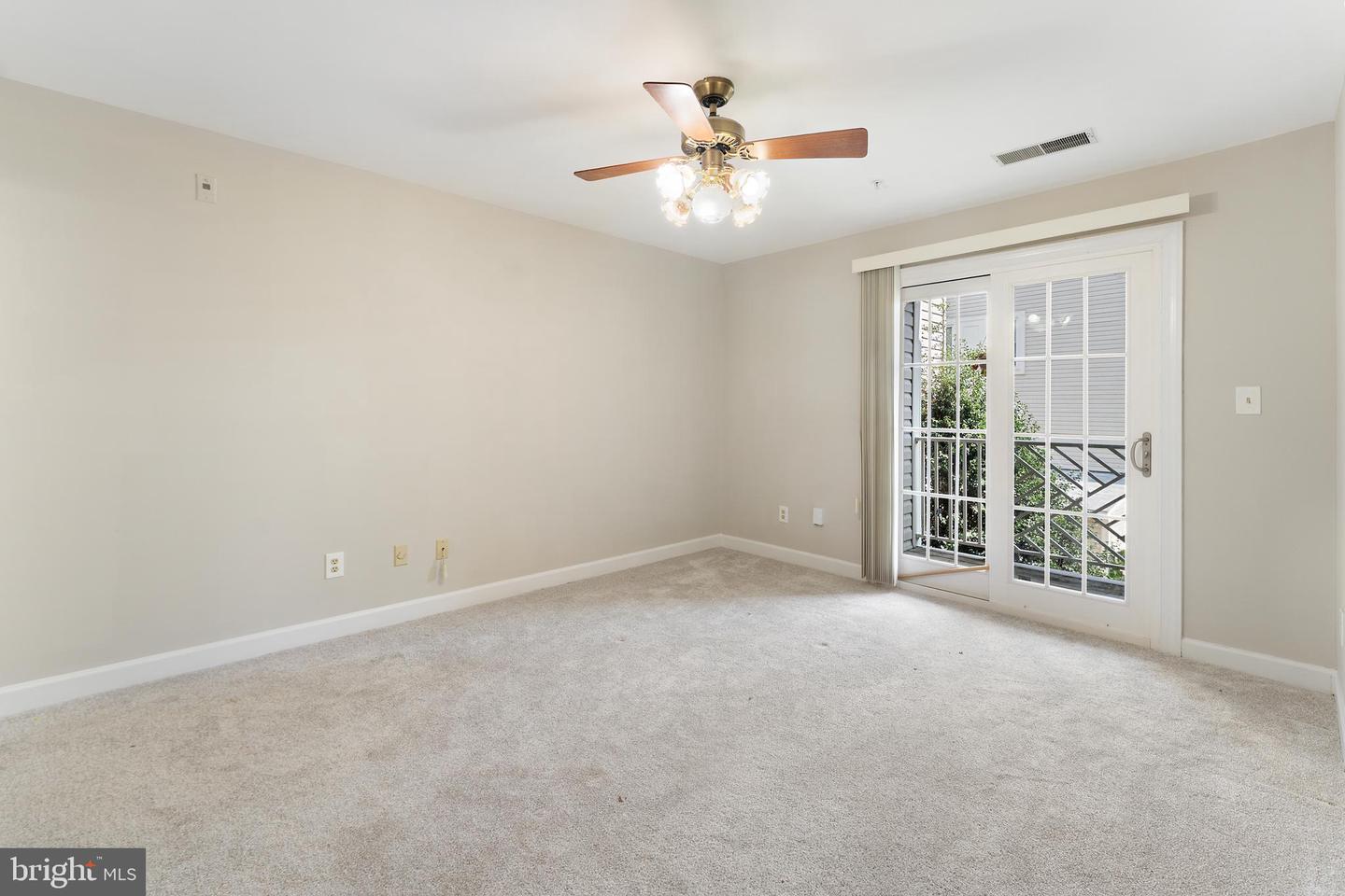 12253 FAIRFIELD HOUSE DR #405, FAIRFAX, Virginia 22033, 2 Bedrooms Bedrooms, ,2 BathroomsBathrooms,Residential,For sale,12253 FAIRFIELD HOUSE DR #405,VAFX2256908 MLS # VAFX2256908 12253 FAIRFIELD HOUSE DR #405, FAIRFAX, Virginia 22033, 2 Bedrooms Bedrooms, ,2 BathroomsBathrooms,Residential,For sale,12253 FAIRFIELD HOUSE DR #405,VAFX2256908 MLS # VAFX2256908