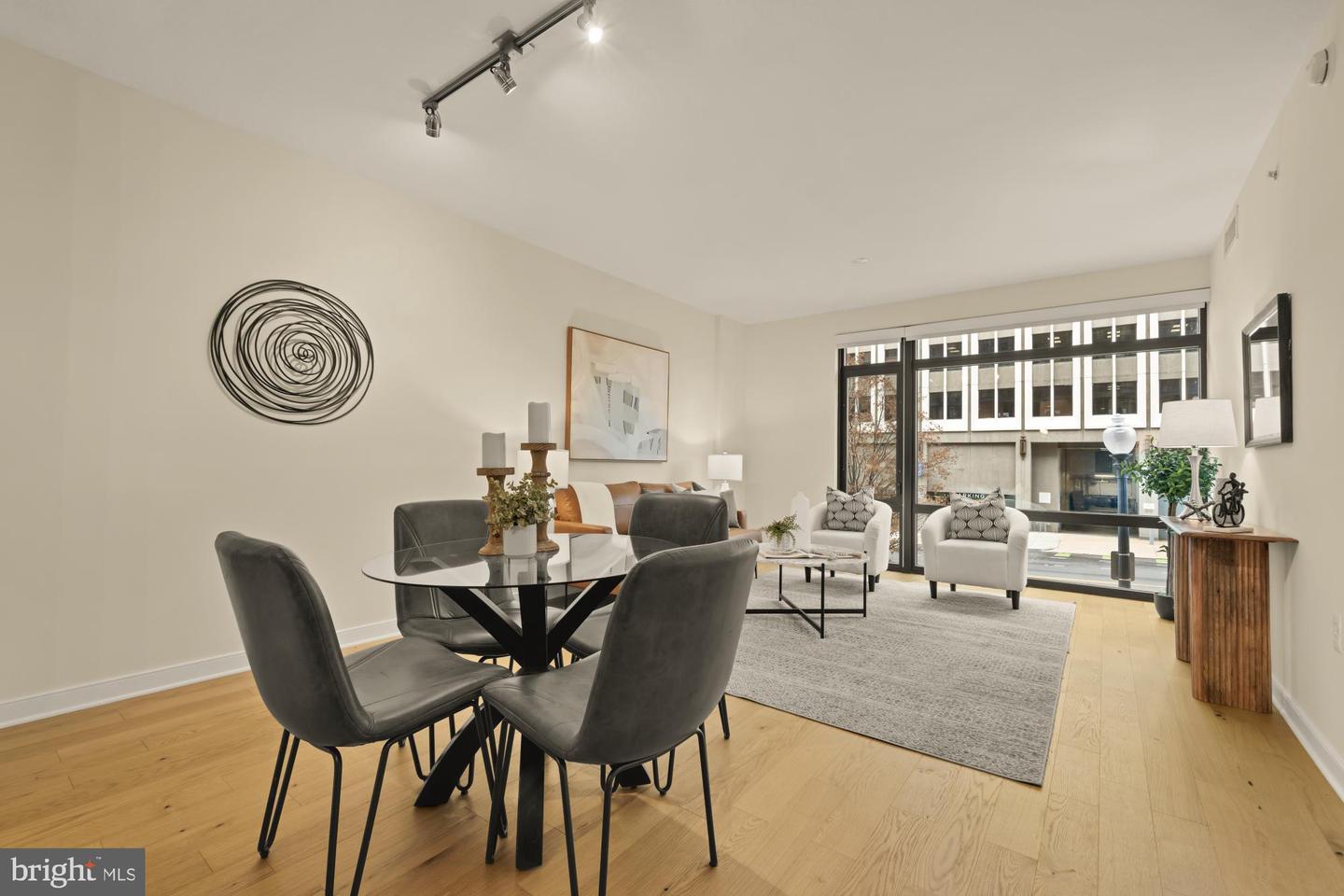 1010 MASSACHUSETTS AVE NW #207, WASHINGTON, District Of Columbia 20001, 2 Bedrooms Bedrooms, 4 Rooms Rooms,2 BathroomsBathrooms,Residential,For sale,1010 MASSACHUSETTS AVE NW #207,DCDC2225662 MLS # DCDC2225662