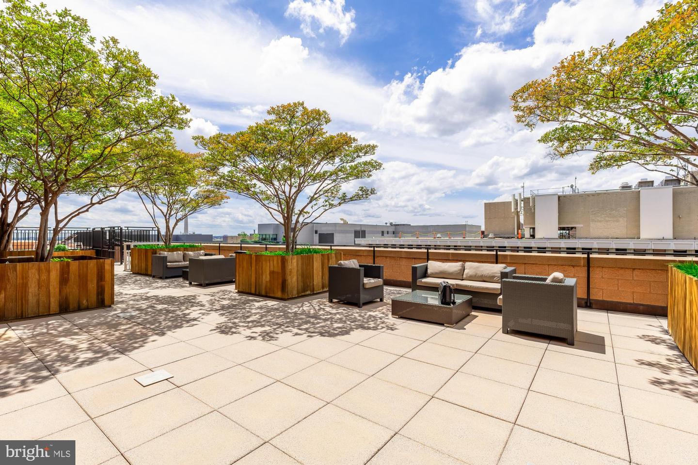 1010 MASSACHUSETTS AVE NW #207, WASHINGTON, District Of Columbia 20001, 2 Bedrooms Bedrooms, 4 Rooms Rooms,2 BathroomsBathrooms,Residential,For sale,1010 MASSACHUSETTS AVE NW #207,DCDC2225662 MLS # DCDC2225662