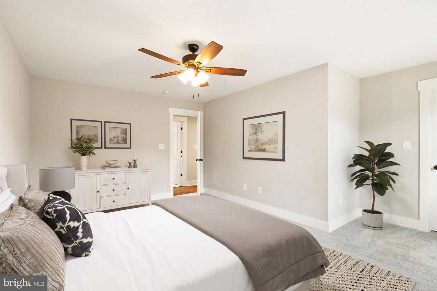 4825 STONEFIELD LANE, WARRENTON, Virginia 20187, 4 Bedrooms Bedrooms, 7 Rooms Rooms,2 BathroomsBathrooms,Residential,For sale,4825 STONEFIELD LANE,VAFQ2019370 MLS # VAFQ2019370