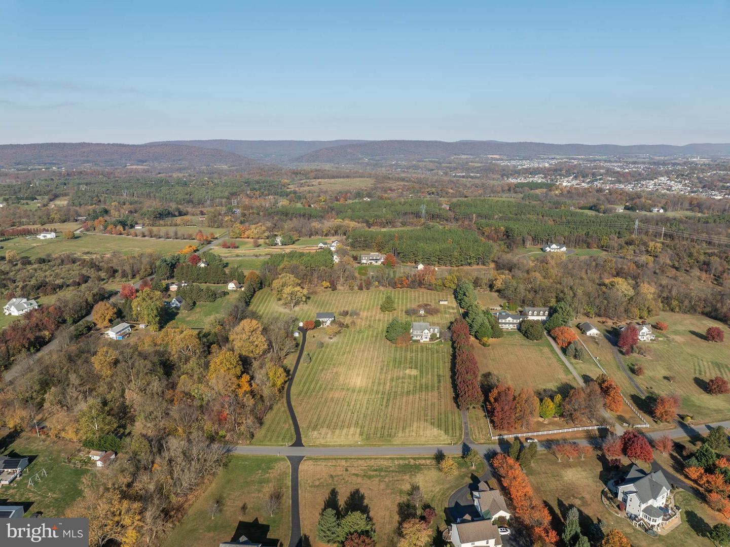 39854 CANTERFIELD CT, LOVETTSVILLE, Virginia 20180, 5 Bedrooms Bedrooms, ,3 BathroomsBathrooms,Residential,For sale,39854 CANTERFIELD CT,VALO2110766 MLS # VALO2110766 39854 CANTERFIELD CT, LOVETTSVILLE, Virginia 20180, 5 Bedrooms Bedrooms, ,3 BathroomsBathrooms,Residential,For sale,39854 CANTERFIELD CT,VALO2110766 MLS # VALO2110766