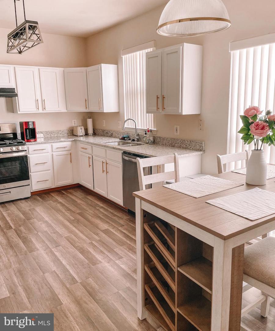 9353 COUGAR CT, MANASSAS PARK, Virginia 20111, 5 Bedrooms Bedrooms, ,3 BathroomsBathrooms,Residential,For sale,9353 COUGAR CT,VAMP2003486 MLS # VAMP2003486 9353 COUGAR CT, MANASSAS PARK, Virginia 20111, 5 Bedrooms Bedrooms, ,3 BathroomsBathrooms,Residential,For sale,9353 COUGAR CT,VAMP2003486 MLS # VAMP2003486