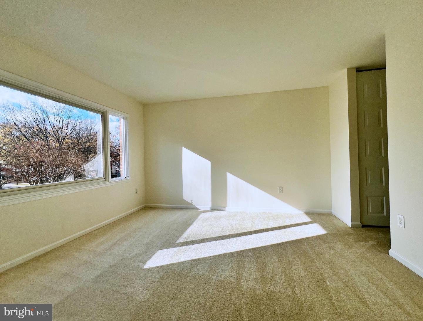 2699 CENTENNIAL CT, ALEXANDRIA, Virginia 22311, 3 Bedrooms Bedrooms, ,3 BathroomsBathrooms,Residential,For sale,2699 CENTENNIAL CT,VAAX2051852 MLS # VAAX2051852