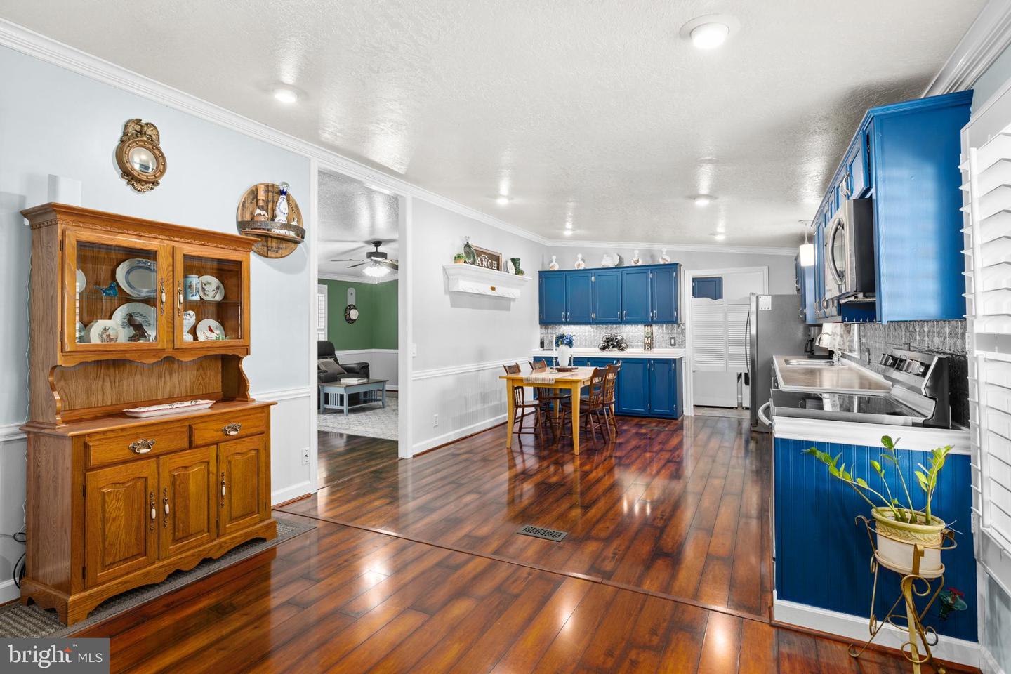 3100 DANBURY CIR, SPOTSYLVANIA, Virginia 22551, 3 Bedrooms Bedrooms, 5 Rooms Rooms,2 BathroomsBathrooms,Residential,For sale,3100 DANBURY CIR,VASP2037692 MLS # VASP2037692