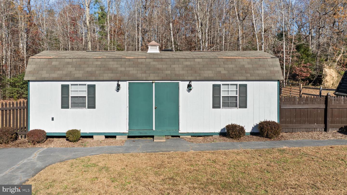 3100 DANBURY CIR, SPOTSYLVANIA, Virginia 22551, 3 Bedrooms Bedrooms, 5 Rooms Rooms,2 BathroomsBathrooms,Residential,For sale,3100 DANBURY CIR,VASP2037692 MLS # VASP2037692