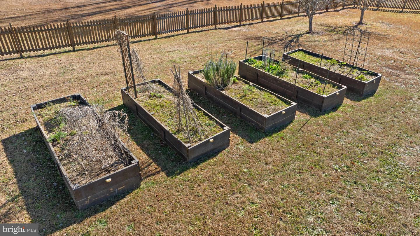 3100 DANBURY CIR, SPOTSYLVANIA, Virginia 22551, 3 Bedrooms Bedrooms, 5 Rooms Rooms,2 BathroomsBathrooms,Residential,For sale,3100 DANBURY CIR,VASP2037692 MLS # VASP2037692