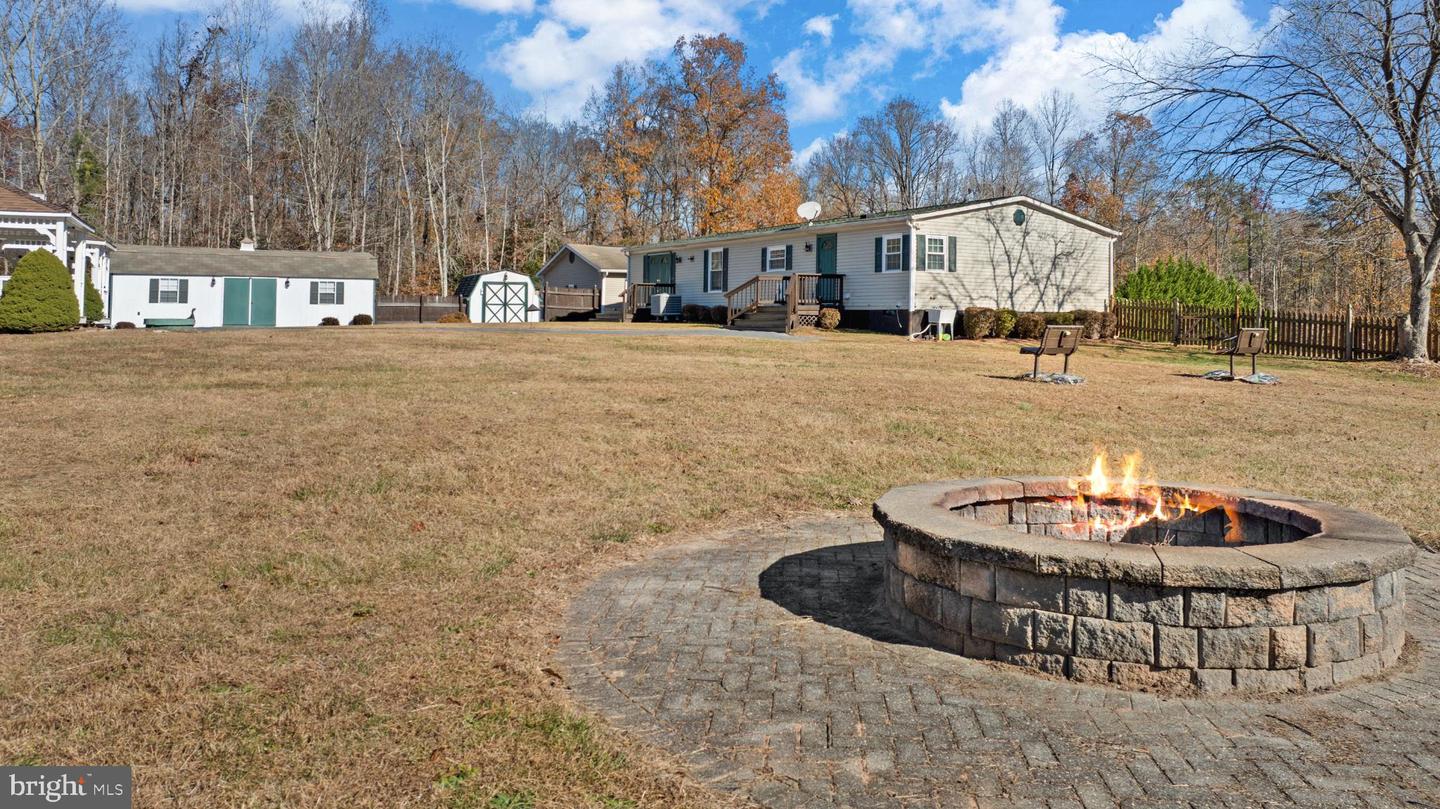 3100 DANBURY CIR, SPOTSYLVANIA, Virginia 22551, 3 Bedrooms Bedrooms, 5 Rooms Rooms,2 BathroomsBathrooms,Residential,For sale,3100 DANBURY CIR,VASP2037692 MLS # VASP2037692