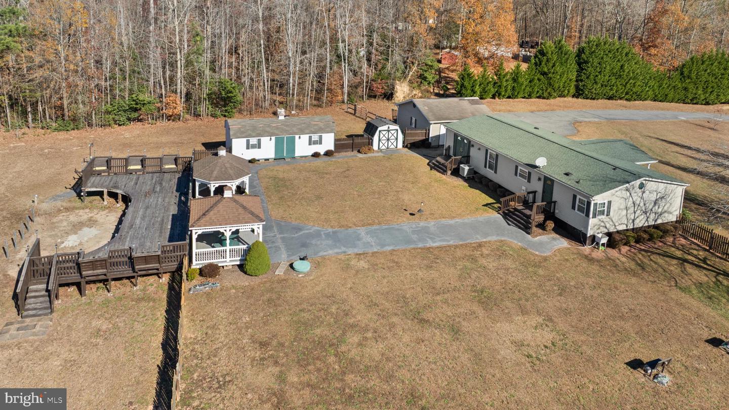 3100 DANBURY CIR, SPOTSYLVANIA, Virginia 22551, 3 Bedrooms Bedrooms, 5 Rooms Rooms,2 BathroomsBathrooms,Residential,For sale,3100 DANBURY CIR,VASP2037692 MLS # VASP2037692