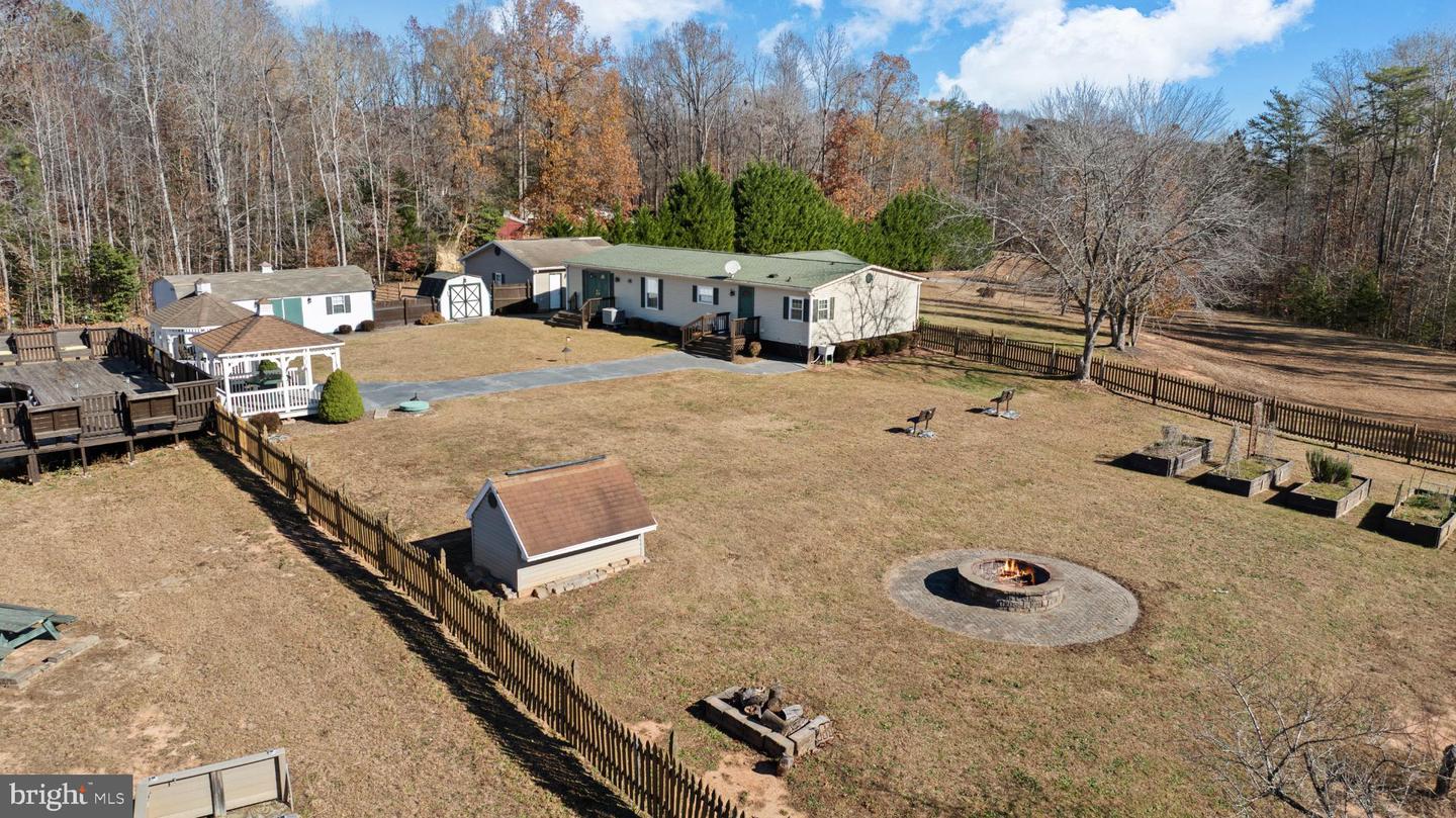 3100 DANBURY CIR, SPOTSYLVANIA, Virginia 22551, 3 Bedrooms Bedrooms, 5 Rooms Rooms,2 BathroomsBathrooms,Residential,For sale,3100 DANBURY CIR,VASP2037692 MLS # VASP2037692