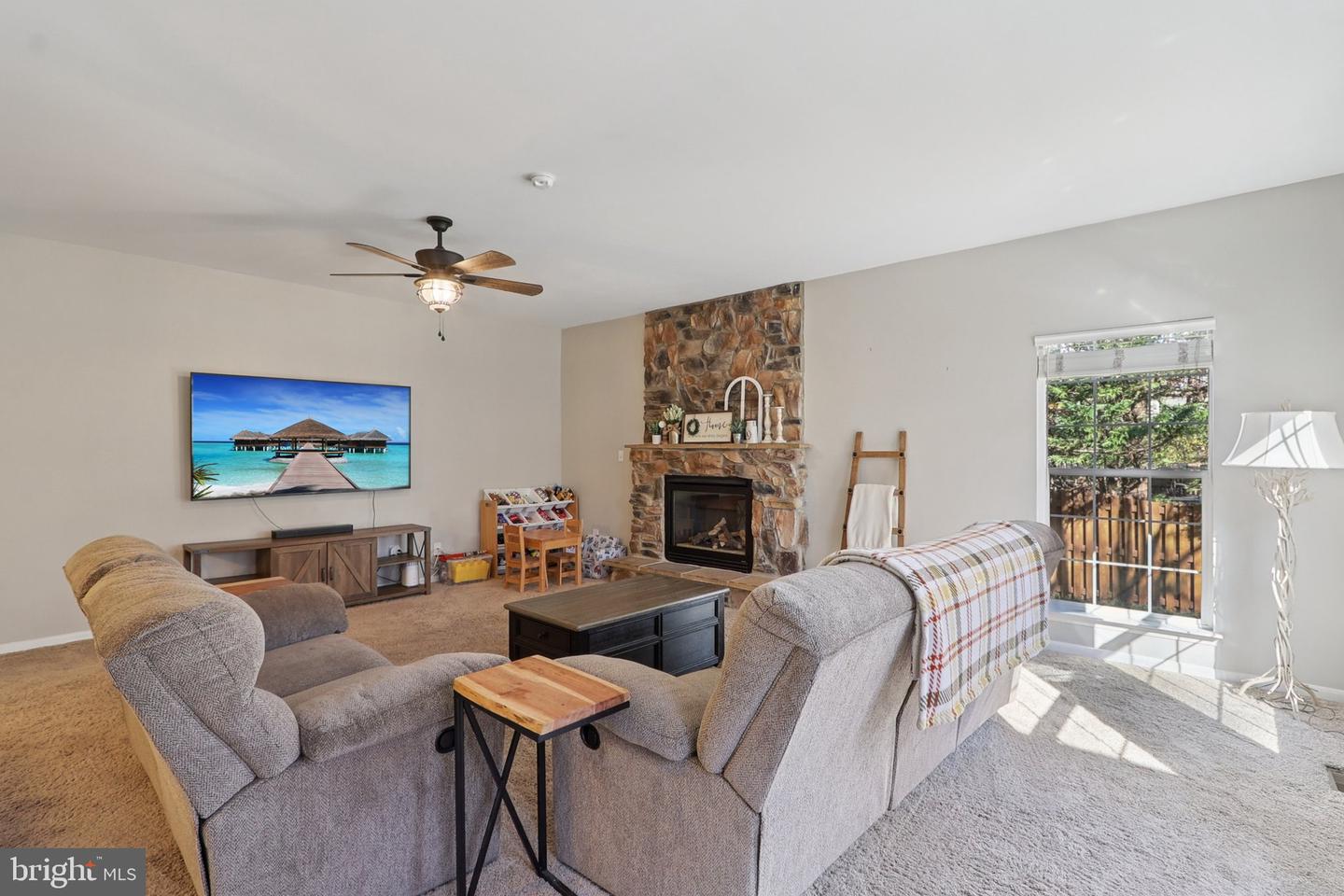 10576 CORAL BERRY DR, MANASSAS, Virginia 20110, 4 Bedrooms Bedrooms, ,3 BathroomsBathrooms,Residential,For sale,10576 CORAL BERRY DR,VAPW2108140 MLS # VAPW2108140