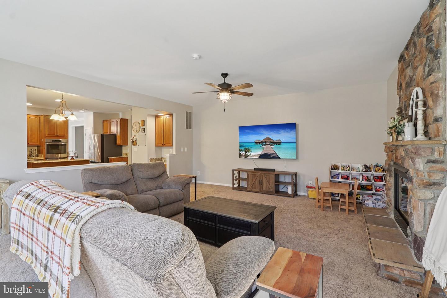 10576 CORAL BERRY DR, MANASSAS, Virginia 20110, 4 Bedrooms Bedrooms, ,3 BathroomsBathrooms,Residential,For sale,10576 CORAL BERRY DR,VAPW2108140 MLS # VAPW2108140