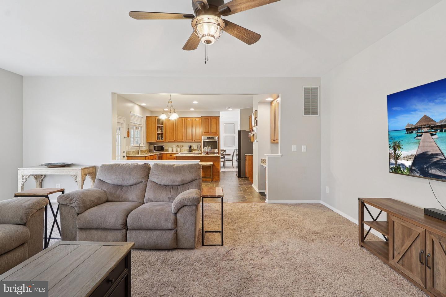 10576 CORAL BERRY DR, MANASSAS, Virginia 20110, 4 Bedrooms Bedrooms, ,3 BathroomsBathrooms,Residential,For sale,10576 CORAL BERRY DR,VAPW2108140 MLS # VAPW2108140