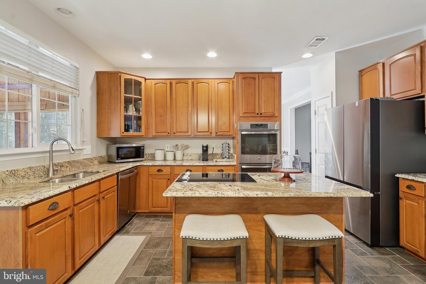 10576 CORAL BERRY DR, MANASSAS, Virginia 20110, 4 Bedrooms Bedrooms, ,3 BathroomsBathrooms,Residential,For sale,10576 CORAL BERRY DR,VAPW2108140 MLS # VAPW2108140