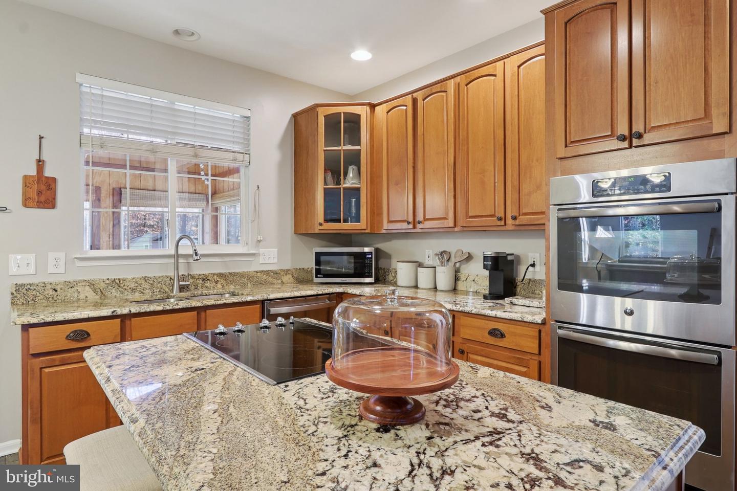 10576 CORAL BERRY DR, MANASSAS, Virginia 20110, 4 Bedrooms Bedrooms, ,3 BathroomsBathrooms,Residential,For sale,10576 CORAL BERRY DR,VAPW2108140 MLS # VAPW2108140