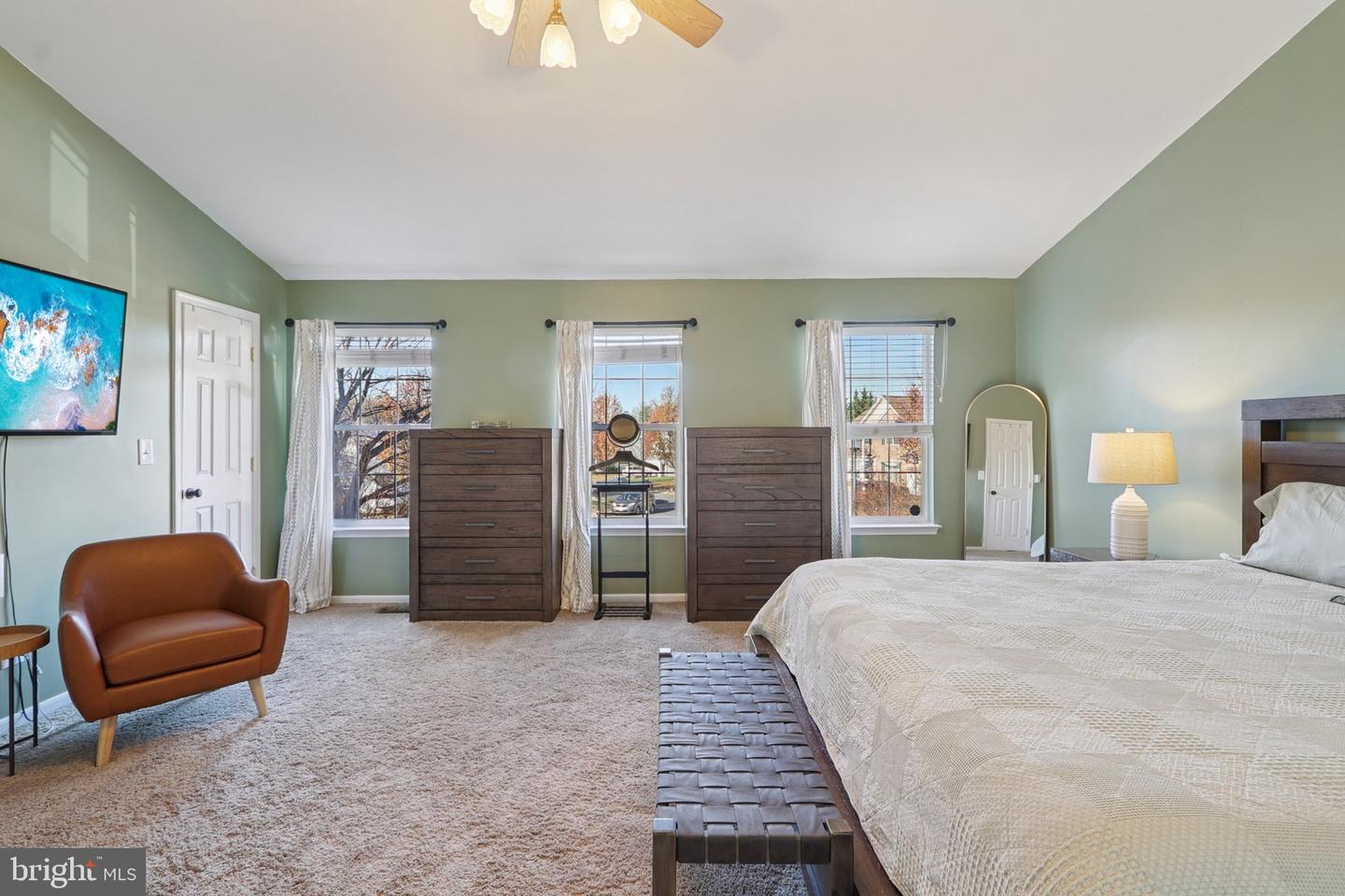 10576 CORAL BERRY DR, MANASSAS, Virginia 20110, 4 Bedrooms Bedrooms, ,3 BathroomsBathrooms,Residential,For sale,10576 CORAL BERRY DR,VAPW2108140 MLS # VAPW2108140