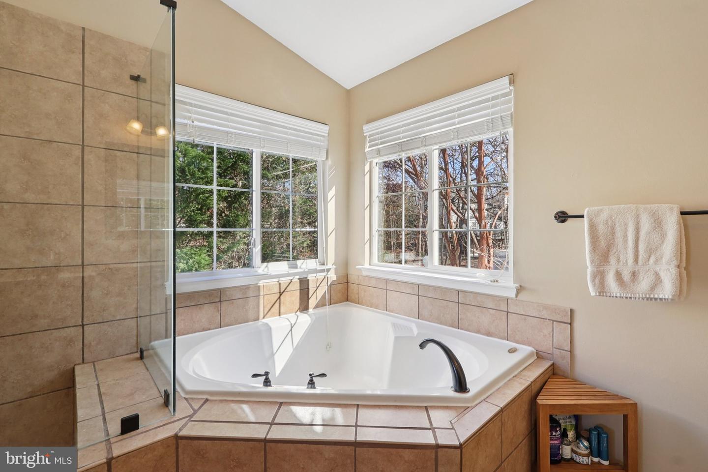 10576 CORAL BERRY DR, MANASSAS, Virginia 20110, 4 Bedrooms Bedrooms, ,3 BathroomsBathrooms,Residential,For sale,10576 CORAL BERRY DR,VAPW2108140 MLS # VAPW2108140