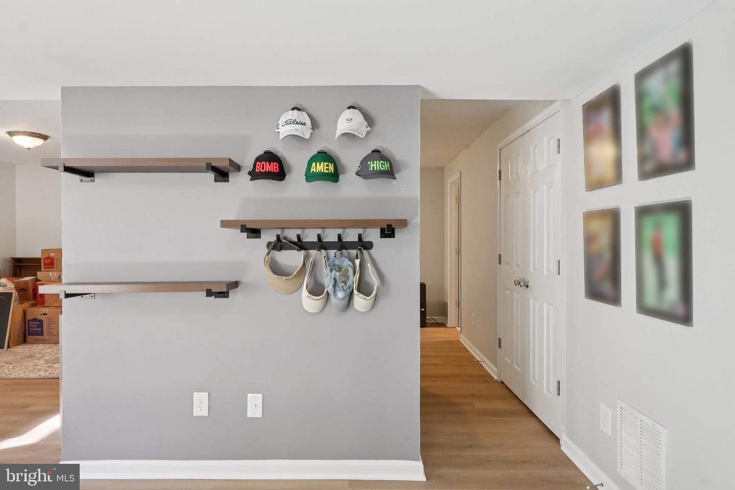 10576 CORAL BERRY DR, MANASSAS, Virginia 20110, 4 Bedrooms Bedrooms, ,3 BathroomsBathrooms,Residential,For sale,10576 CORAL BERRY DR,VAPW2108140 MLS # VAPW2108140