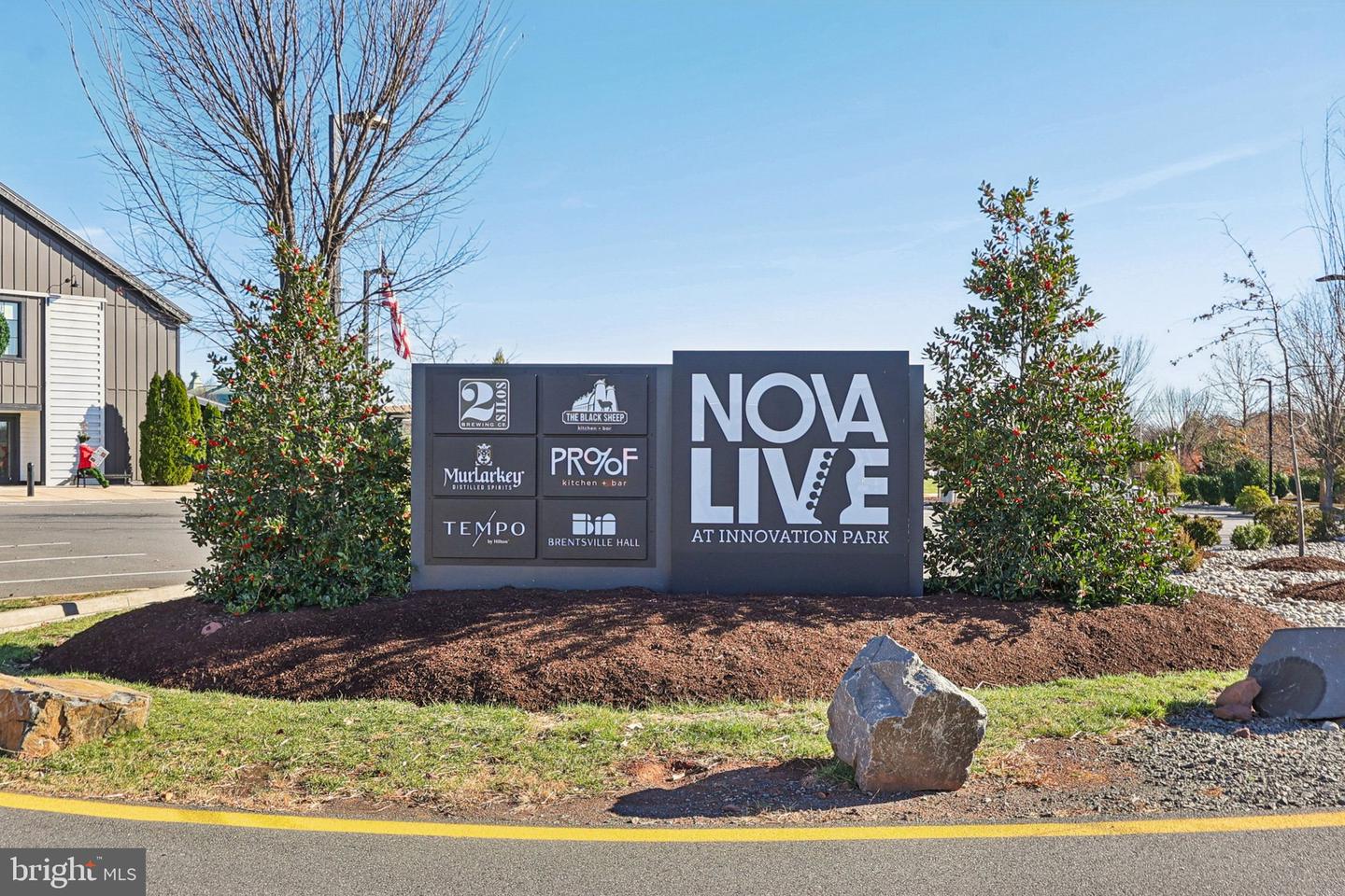 10576 CORAL BERRY DR, MANASSAS, Virginia 20110, 4 Bedrooms Bedrooms, ,3 BathroomsBathrooms,Residential,For sale,10576 CORAL BERRY DR,VAPW2108140 MLS # VAPW2108140