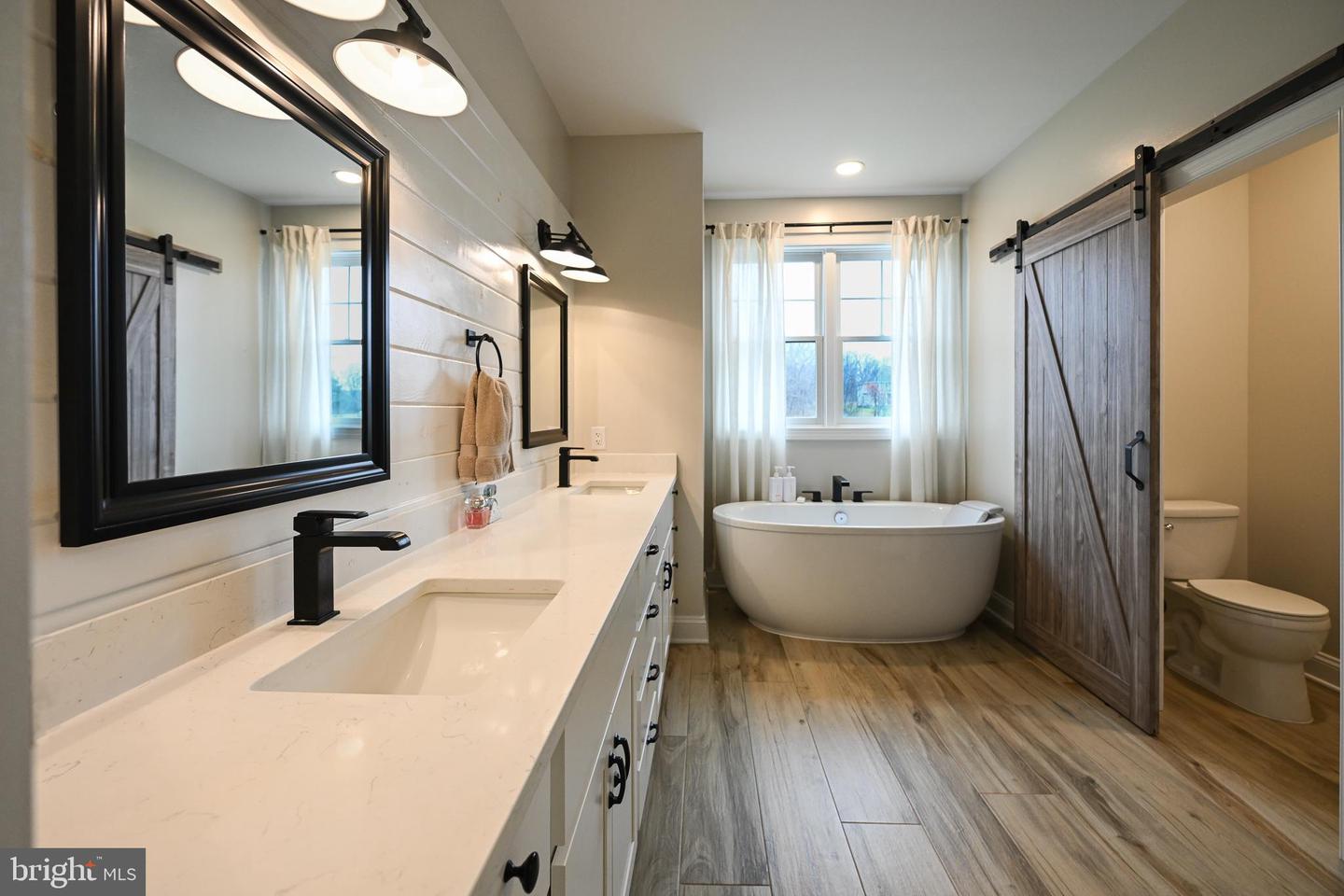 165 ANCIENT OAK LN, BERRYVILLE, Virginia 22611, 4 Bedrooms Bedrooms, 12 Rooms Rooms,3 BathroomsBathrooms,Residential,For sale,165 ANCIENT OAK LN,VACL2006242 MLS # VACL2006242 165 ANCIENT OAK LN, BERRYVILLE, Virginia 22611, 4 Bedrooms Bedrooms, 12 Rooms Rooms,3 BathroomsBathrooms,Residential,For sale,165 ANCIENT OAK LN,VACL2006242 MLS # VACL2006242