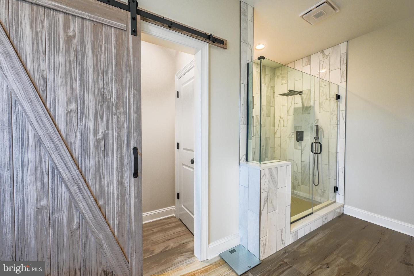 165 ANCIENT OAK LN, BERRYVILLE, Virginia 22611, 4 Bedrooms Bedrooms, 12 Rooms Rooms,3 BathroomsBathrooms,Residential,For sale,165 ANCIENT OAK LN,VACL2006242 MLS # VACL2006242 165 ANCIENT OAK LN, BERRYVILLE, Virginia 22611, 4 Bedrooms Bedrooms, 12 Rooms Rooms,3 BathroomsBathrooms,Residential,For sale,165 ANCIENT OAK LN,VACL2006242 MLS # VACL2006242