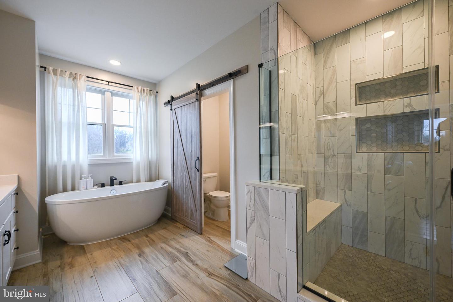 165 ANCIENT OAK LN, BERRYVILLE, Virginia 22611, 4 Bedrooms Bedrooms, 12 Rooms Rooms,3 BathroomsBathrooms,Residential,For sale,165 ANCIENT OAK LN,VACL2006242 MLS # VACL2006242 165 ANCIENT OAK LN, BERRYVILLE, Virginia 22611, 4 Bedrooms Bedrooms, 12 Rooms Rooms,3 BathroomsBathrooms,Residential,For sale,165 ANCIENT OAK LN,VACL2006242 MLS # VACL2006242