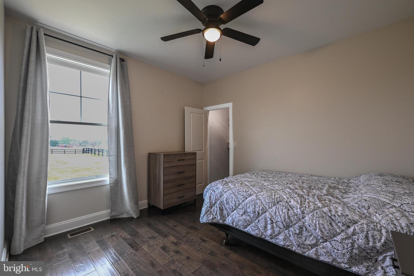 165 ANCIENT OAK LN, BERRYVILLE, Virginia 22611, 4 Bedrooms Bedrooms, 12 Rooms Rooms,3 BathroomsBathrooms,Residential,For sale,165 ANCIENT OAK LN,VACL2006242 MLS # VACL2006242 165 ANCIENT OAK LN, BERRYVILLE, Virginia 22611, 4 Bedrooms Bedrooms, 12 Rooms Rooms,3 BathroomsBathrooms,Residential,For sale,165 ANCIENT OAK LN,VACL2006242 MLS # VACL2006242