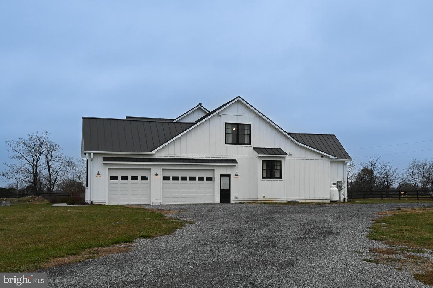 165 ANCIENT OAK LN, BERRYVILLE, Virginia 22611, 4 Bedrooms Bedrooms, 12 Rooms Rooms,3 BathroomsBathrooms,Residential,For sale,165 ANCIENT OAK LN,VACL2006242 MLS # VACL2006242 165 ANCIENT OAK LN, BERRYVILLE, Virginia 22611, 4 Bedrooms Bedrooms, 12 Rooms Rooms,3 BathroomsBathrooms,Residential,For sale,165 ANCIENT OAK LN,VACL2006242 MLS # VACL2006242