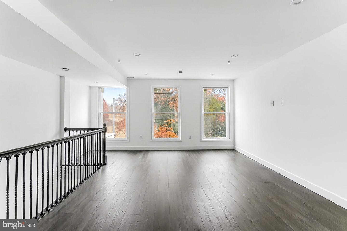 3600 PARK PL NW, WASHINGTON, District Of Columbia 20010, 8 Bedrooms Bedrooms, ,5 BathroomsBathrooms,Residential,For sale,3600 PARK PL NW,DCDC2232858 MLS # DCDC2232858