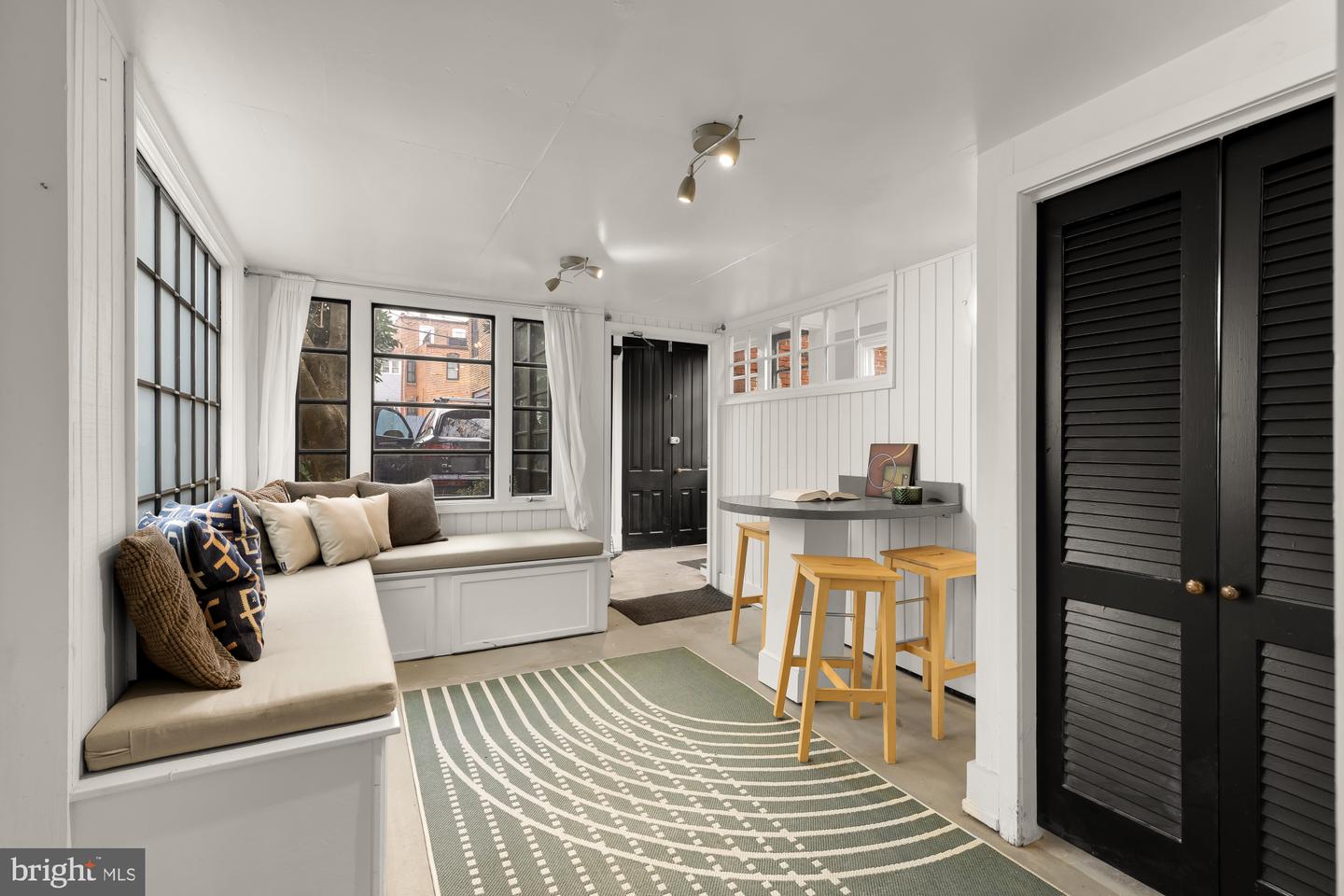 1829 5TH ST NW, WASHINGTON, District Of Columbia 20001, 7 Bedrooms Bedrooms, ,7 BathroomsBathrooms,Residential,For sale,1829 5TH ST NW,DCDC2232868 MLS # DCDC2232868