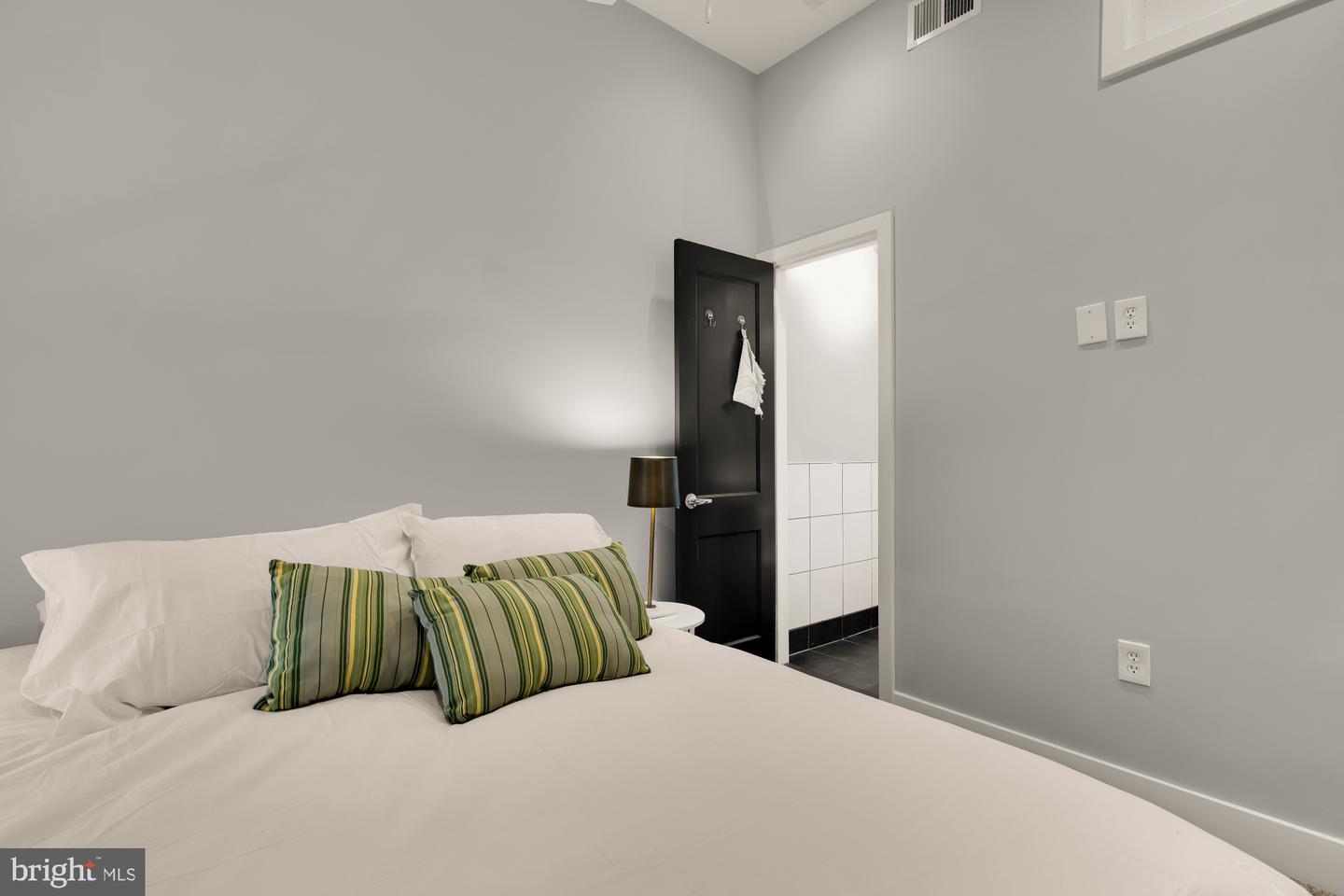 1829 5TH ST NW, WASHINGTON, District Of Columbia 20001, 7 Bedrooms Bedrooms, ,7 BathroomsBathrooms,Residential,For sale,1829 5TH ST NW,DCDC2232868 MLS # DCDC2232868