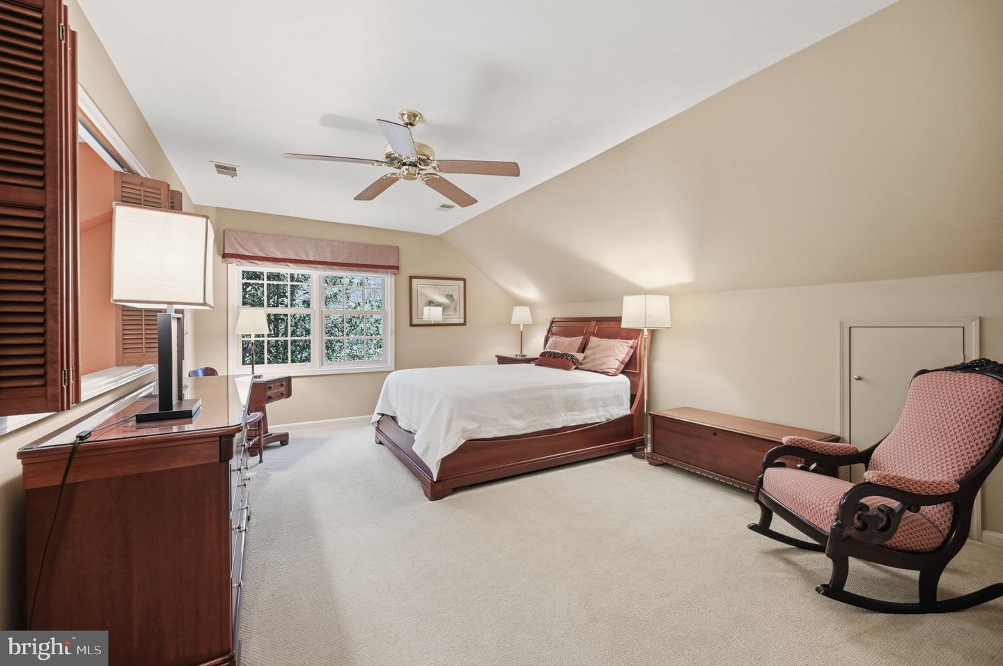 2218 WAKEROBIN LN, RESTON, Virginia 20191, 4 Bedrooms Bedrooms, ,3 BathroomsBathrooms,Residential,For sale,2218 WAKEROBIN LN,VAFX2280284 MLS # VAFX2280284 2218 WAKEROBIN LN, RESTON, Virginia 20191, 4 Bedrooms Bedrooms, ,3 BathroomsBathrooms,Residential,For sale,2218 WAKEROBIN LN,VAFX2280284 MLS # VAFX2280284