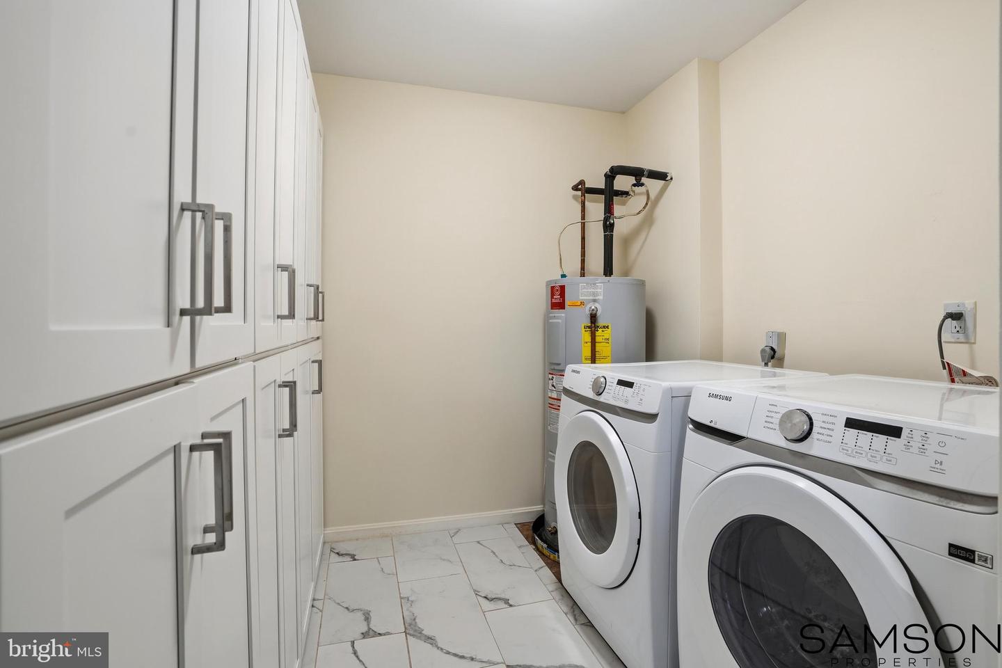 13505 COATES LN, HERNDON, Virginia 20171, 3 Bedrooms Bedrooms, ,2 BathroomsBathrooms,Residential,For sale,13505 COATES LN,VAFX2280298 MLS # VAFX2280298 13505 COATES LN, HERNDON, Virginia 20171, 3 Bedrooms Bedrooms, ,2 BathroomsBathrooms,Residential,For sale,13505 COATES LN,VAFX2280298 MLS # VAFX2280298