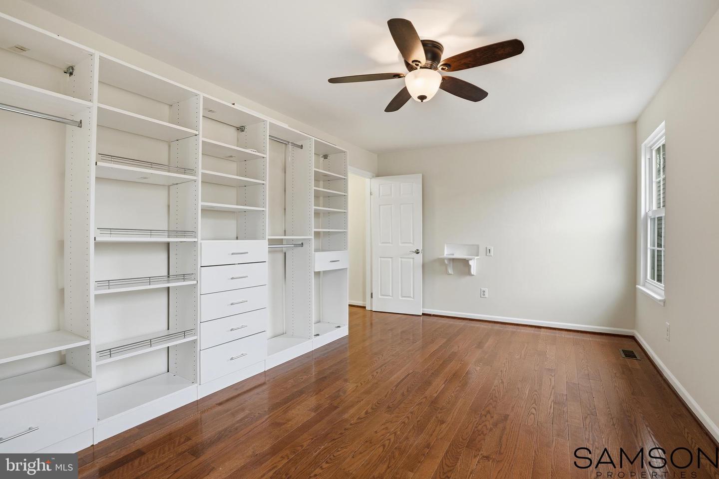 13505 COATES LN, HERNDON, Virginia 20171, 3 Bedrooms Bedrooms, ,2 BathroomsBathrooms,Residential,For sale,13505 COATES LN,VAFX2280298 MLS # VAFX2280298 13505 COATES LN, HERNDON, Virginia 20171, 3 Bedrooms Bedrooms, ,2 BathroomsBathrooms,Residential,For sale,13505 COATES LN,VAFX2280298 MLS # VAFX2280298