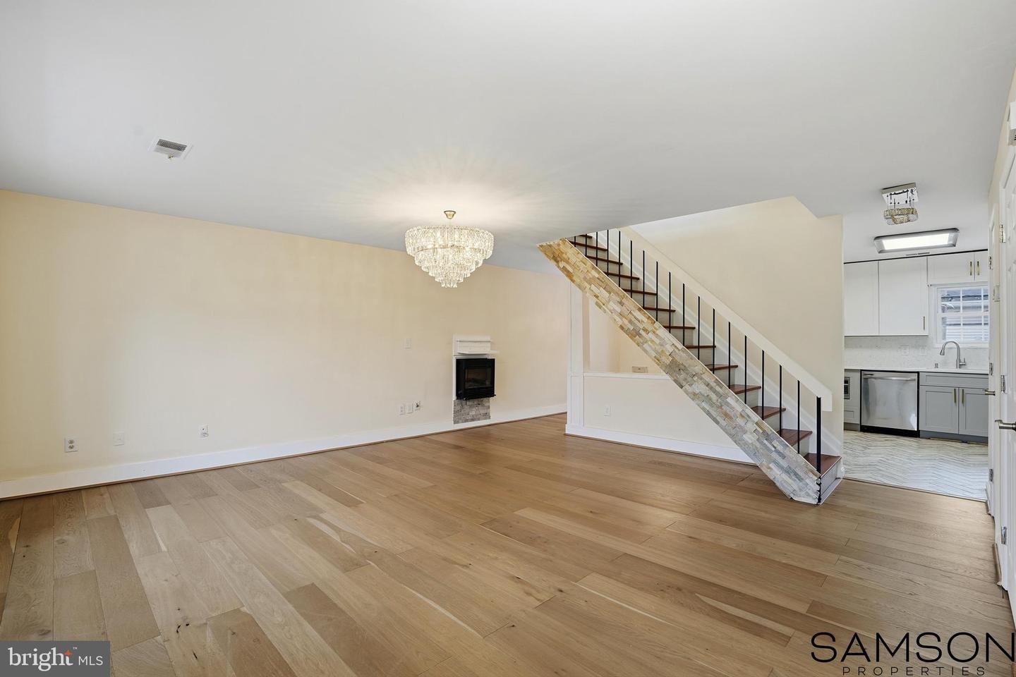 13505 COATES LN, HERNDON, Virginia 20171, 3 Bedrooms Bedrooms, ,2 BathroomsBathrooms,Residential,For sale,13505 COATES LN,VAFX2280298 MLS # VAFX2280298 13505 COATES LN, HERNDON, Virginia 20171, 3 Bedrooms Bedrooms, ,2 BathroomsBathrooms,Residential,For sale,13505 COATES LN,VAFX2280298 MLS # VAFX2280298