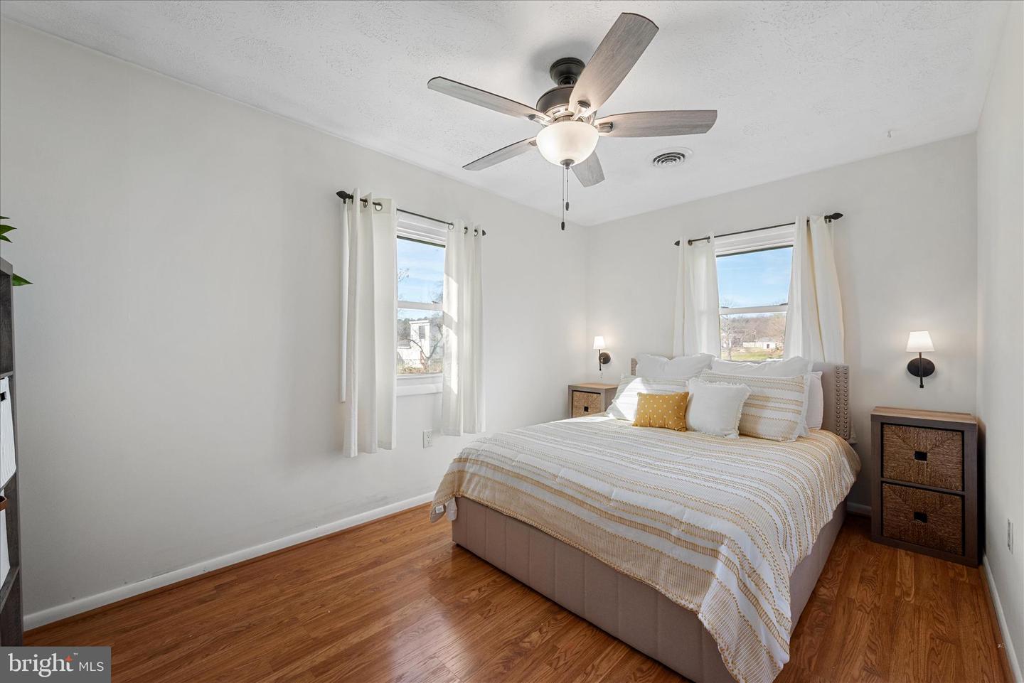 557 ASH ST, STRASBURG, Virginia 22657, 3 Bedrooms Bedrooms, ,1 BathroomBathrooms,Residential,For sale,557 ASH ST,VASH2013108 MLS # VASH2013108