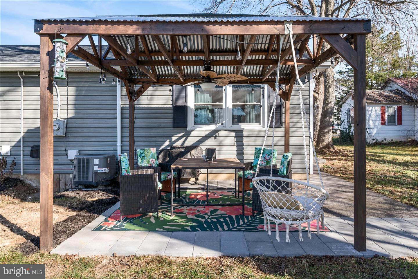 557 ASH ST, STRASBURG, Virginia 22657, 3 Bedrooms Bedrooms, ,1 BathroomBathrooms,Residential,For sale,557 ASH ST,VASH2013108 MLS # VASH2013108