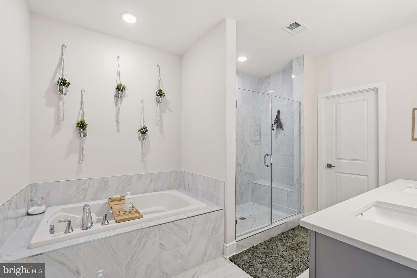 42605 NUBBINS TER, ASHBURN, Virginia 20147, 3 Bedrooms Bedrooms, ,2 BathroomsBathrooms,Residential,For sale,42605 NUBBINS TER,VALO2111696 MLS # VALO2111696