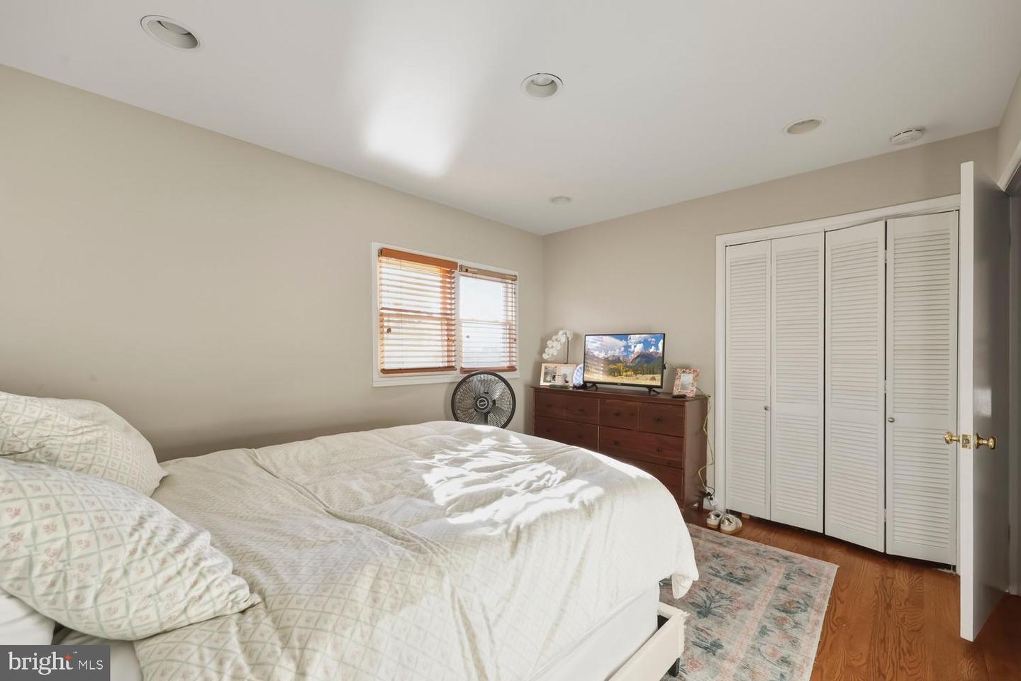 1105 WESTBRIAR CT NE, VIENNA, Virginia 22180, 3 Bedrooms Bedrooms, ,2 BathroomsBathrooms,Residential,For sale,1105 WESTBRIAR CT NE,VAFX2280466 MLS # VAFX2280466