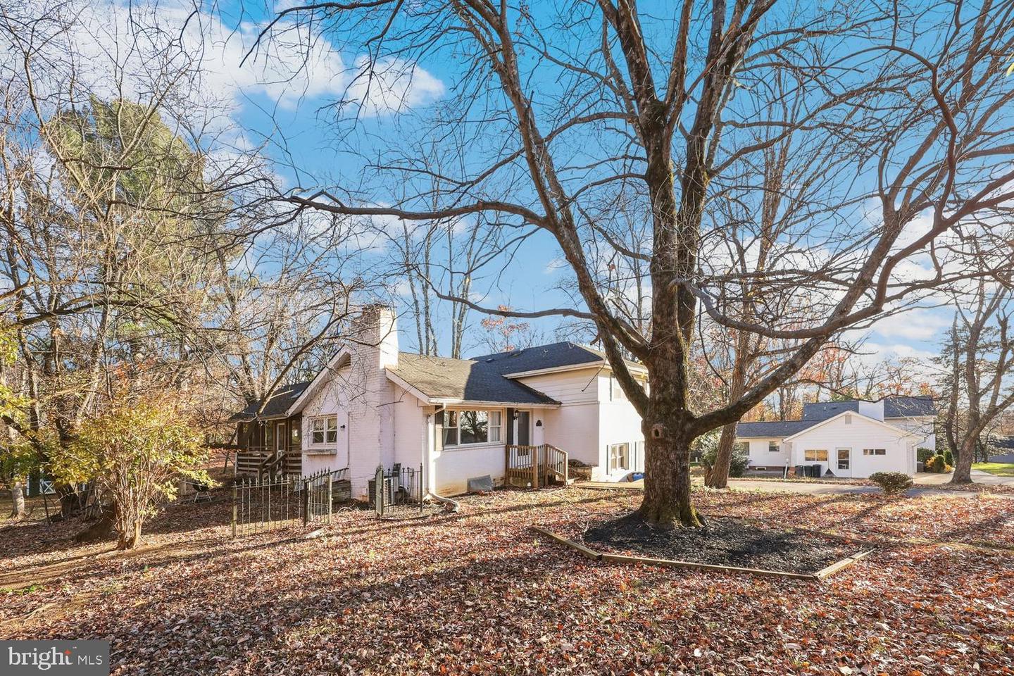 1105 WESTBRIAR CT NE, VIENNA, Virginia 22180, 3 Bedrooms Bedrooms, ,2 BathroomsBathrooms,Residential,For sale,1105 WESTBRIAR CT NE,VAFX2280466 MLS # VAFX2280466