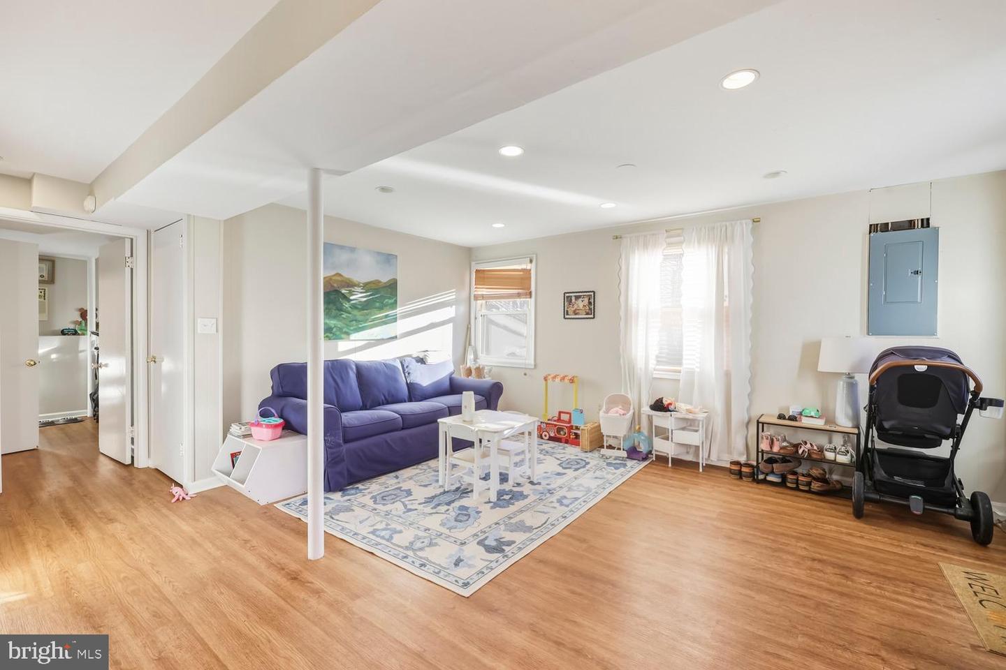 1105 WESTBRIAR CT NE, VIENNA, Virginia 22180, 3 Bedrooms Bedrooms, ,2 BathroomsBathrooms,Residential,For sale,1105 WESTBRIAR CT NE,VAFX2280466 MLS # VAFX2280466