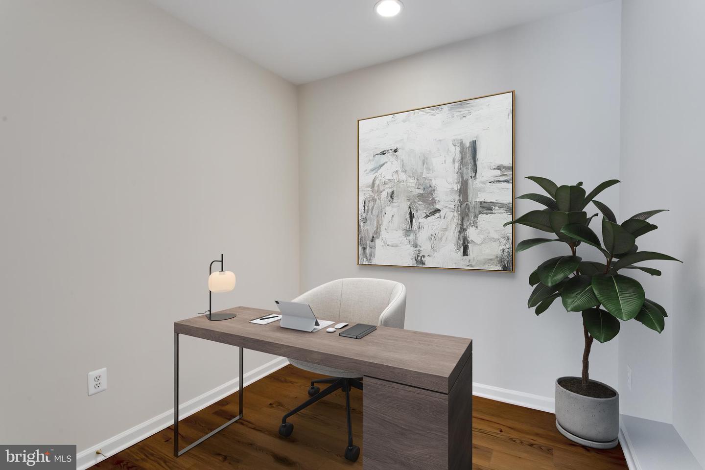 1981 PENFOLD CT, WOODBRIDGE, Virginia 22192, 2 Bedrooms Bedrooms, 8 Rooms Rooms,2 BathroomsBathrooms,Residential,For sale,1981 PENFOLD CT,VAPW2108386 MLS # VAPW2108386