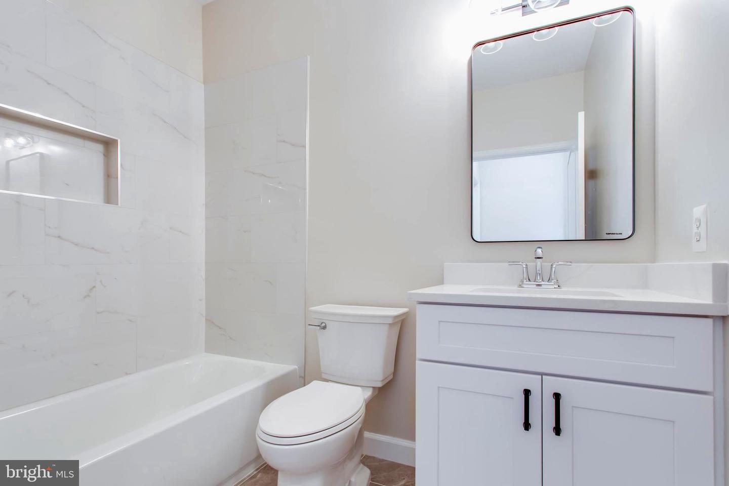 1981 PENFOLD CT, WOODBRIDGE, Virginia 22192, 2 Bedrooms Bedrooms, 8 Rooms Rooms,2 BathroomsBathrooms,Residential,For sale,1981 PENFOLD CT,VAPW2108386 MLS # VAPW2108386