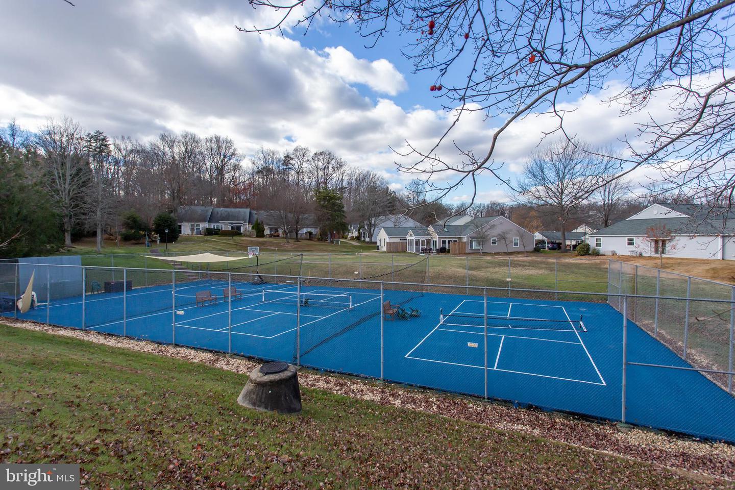 1981 PENFOLD CT, WOODBRIDGE, Virginia 22192, 2 Bedrooms Bedrooms, 8 Rooms Rooms,2 BathroomsBathrooms,Residential,For sale,1981 PENFOLD CT,VAPW2108386 MLS # VAPW2108386