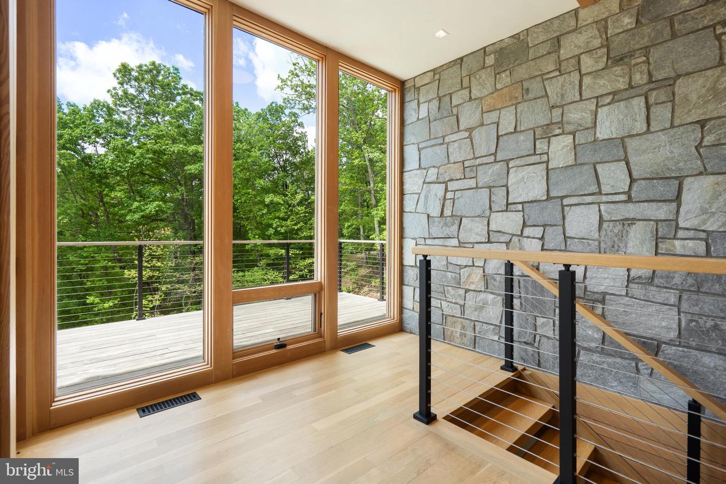 559 BESSIE BELL MOUNTAIN RD, CASTLETON, Virginia 22716, 3 Bedrooms Bedrooms, ,2 BathroomsBathrooms,Residential,For sale,559 BESSIE BELL MOUNTAIN RD,VARP2002080 MLS # VARP2002080