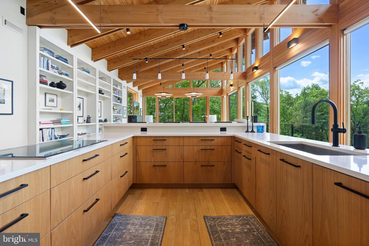 559 BESSIE BELL MOUNTAIN RD, CASTLETON, Virginia 22716, 3 Bedrooms Bedrooms, ,2 BathroomsBathrooms,Residential,For sale,559 BESSIE BELL MOUNTAIN RD,VARP2002080 MLS # VARP2002080