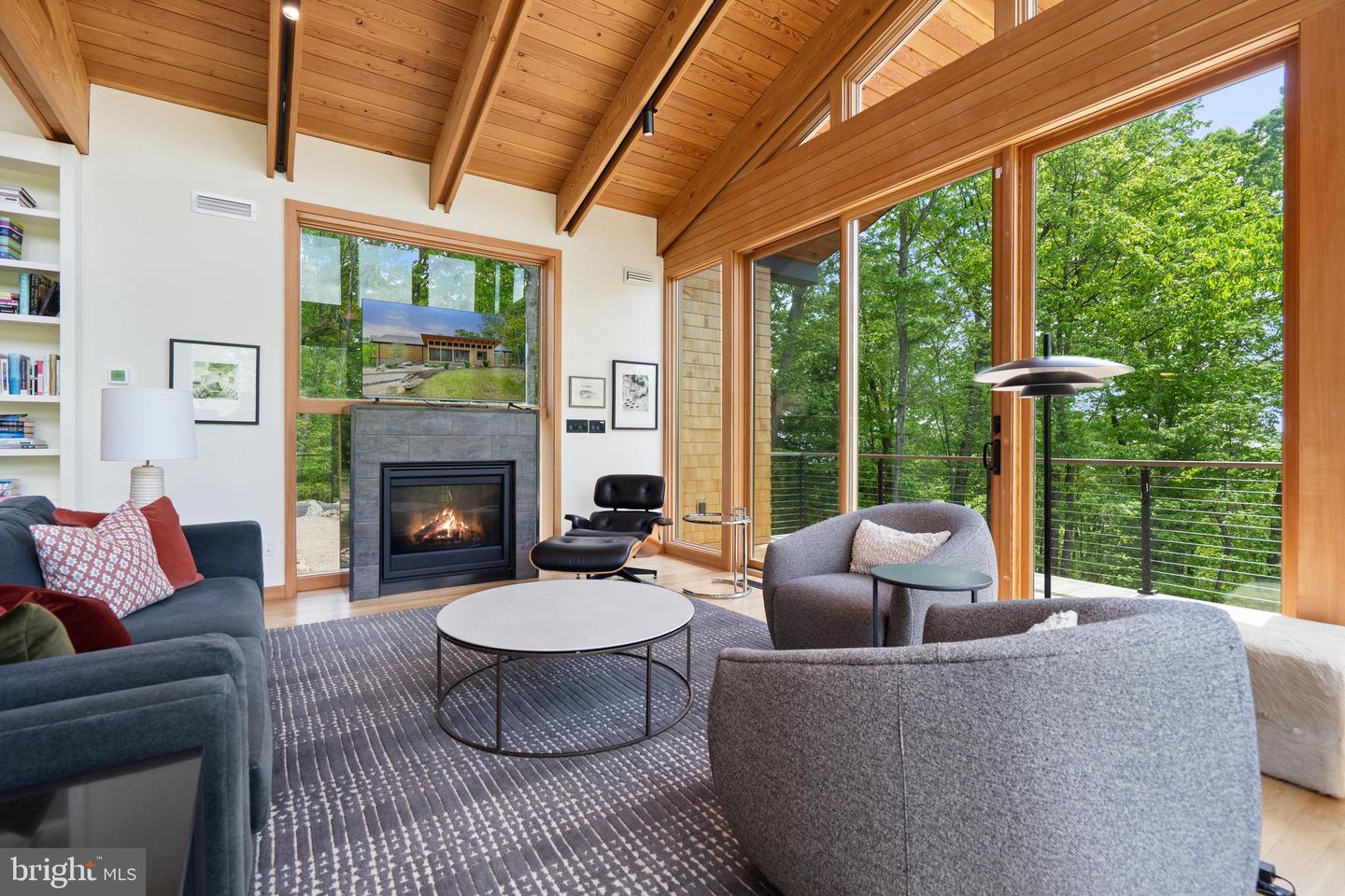 559 BESSIE BELL MOUNTAIN RD, CASTLETON, Virginia 22716, 3 Bedrooms Bedrooms, ,2 BathroomsBathrooms,Residential,For sale,559 BESSIE BELL MOUNTAIN RD,VARP2002080 MLS # VARP2002080