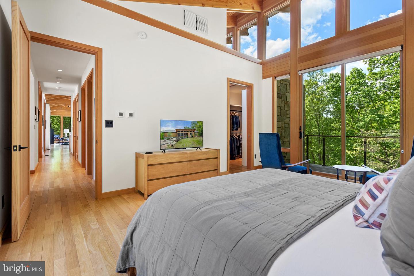 559 BESSIE BELL MOUNTAIN RD, CASTLETON, Virginia 22716, 3 Bedrooms Bedrooms, ,2 BathroomsBathrooms,Residential,For sale,559 BESSIE BELL MOUNTAIN RD,VARP2002080 MLS # VARP2002080